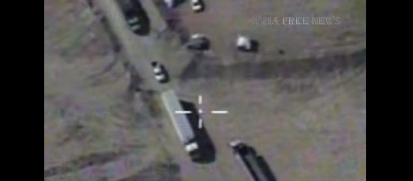 Συρία: Νέα πλάνα από την ρωσική Αεροπορία – «Σφυροκοπούν» κομβόι οχημάτων του ISIS (βίντεο)